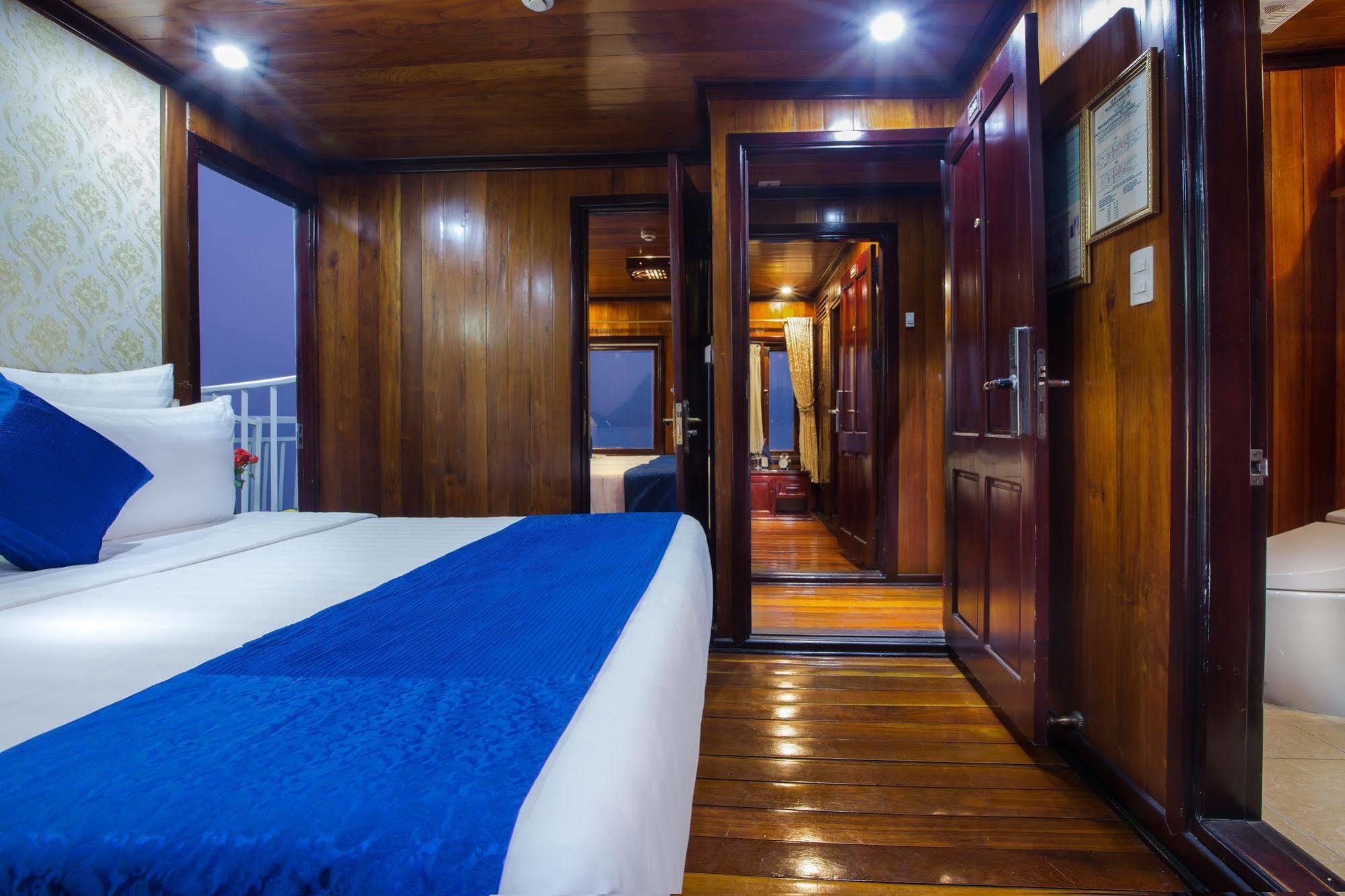 Hotel Flamingo Luxury Cruises Ha Long Exterior foto