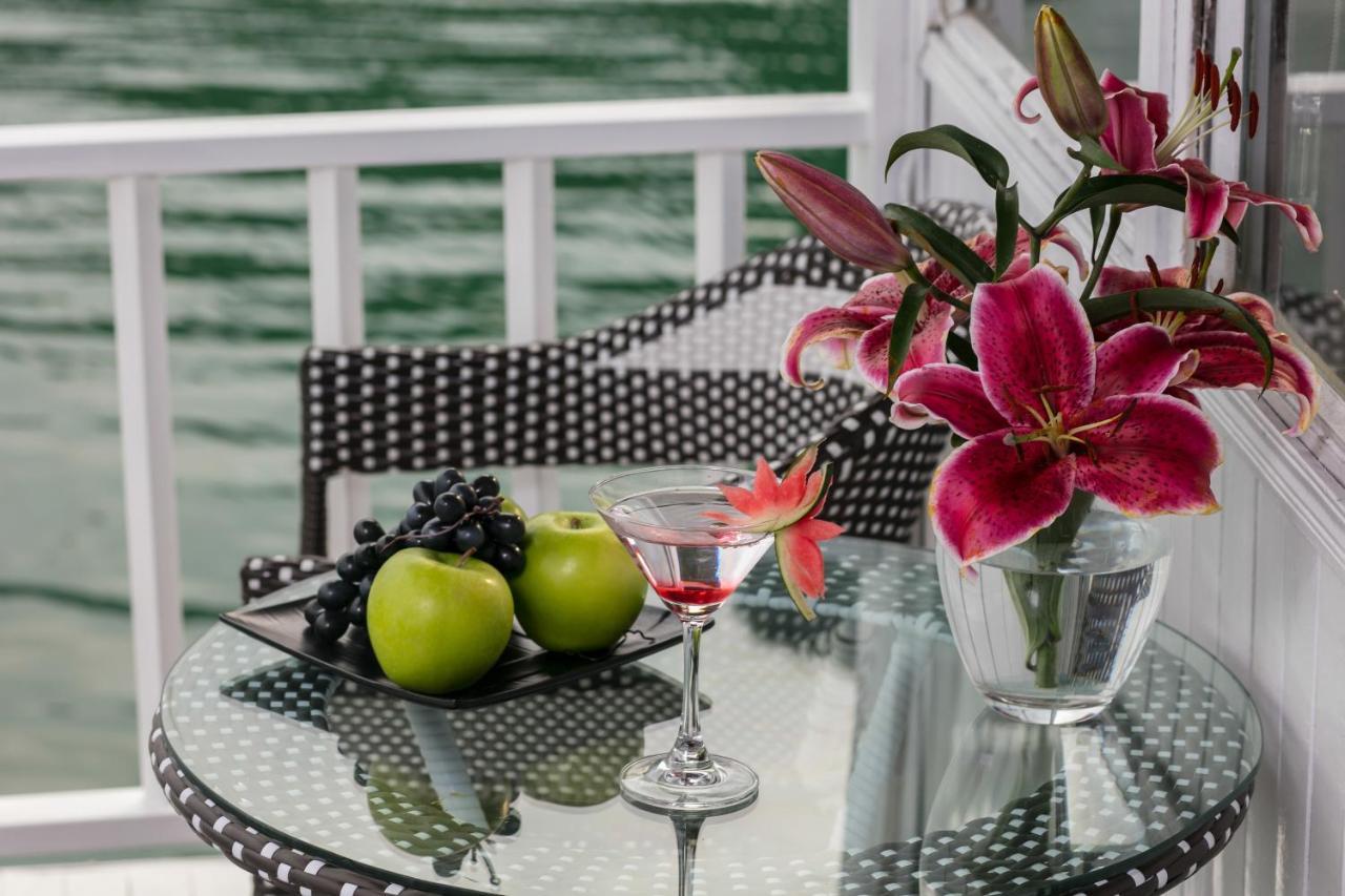 Hotel Flamingo Luxury Cruises Ha Long Exterior foto